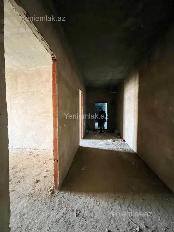 Satılır 2 otaqlı yeni tikili 95 m²