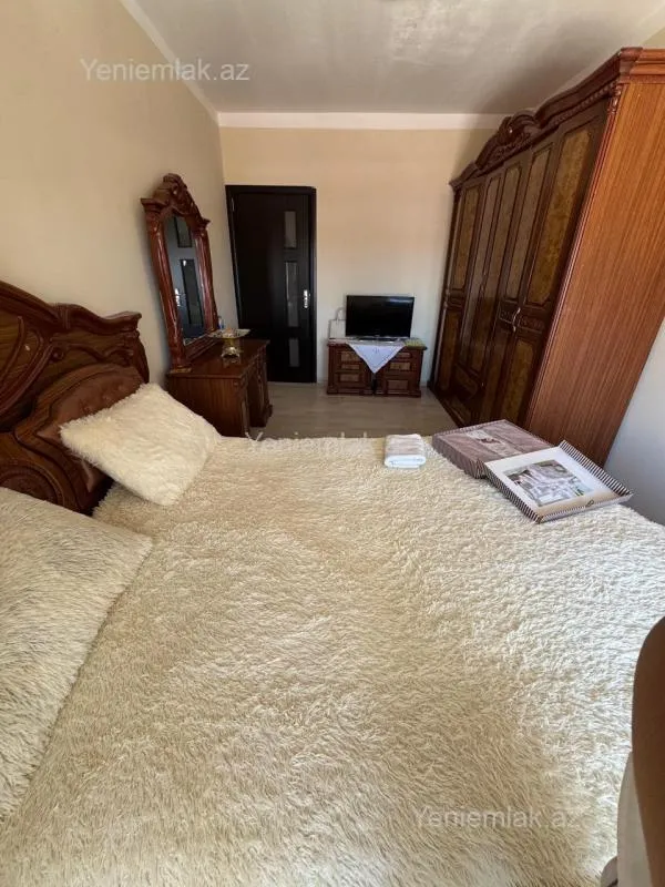 Satılır 2 otaqlı köhnə tikili 40 m²