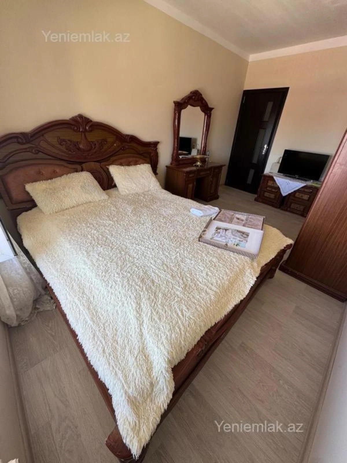 Satılır 2 otaqlı köhnə tikili 40 m²
