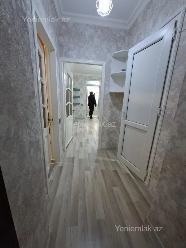 Satılır 3 otaqlı köhnə tikili 45 m²