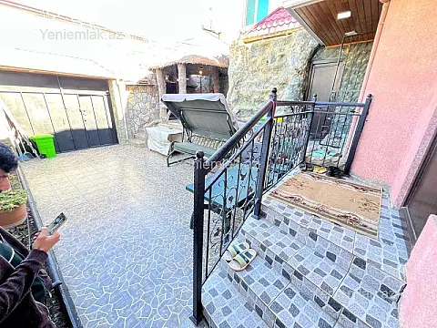 Satılır 5 otaqlı həyət evi 140 m²