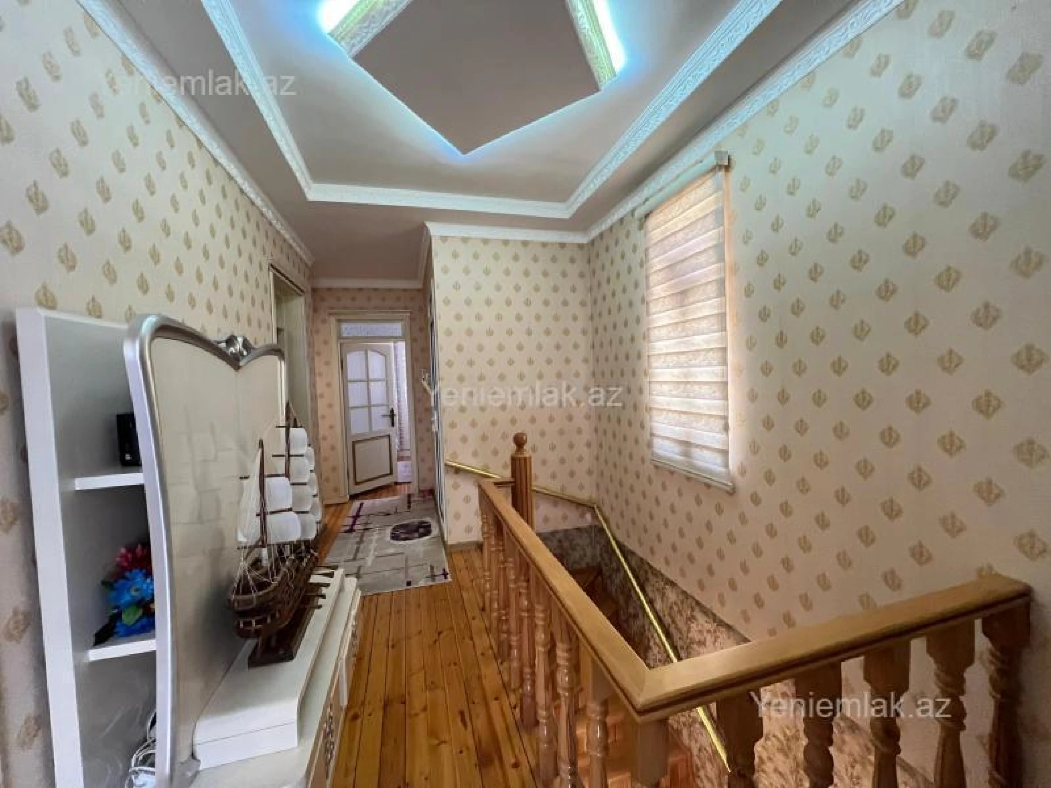 Satılır 5 otaqlı həyət evi 140 m²