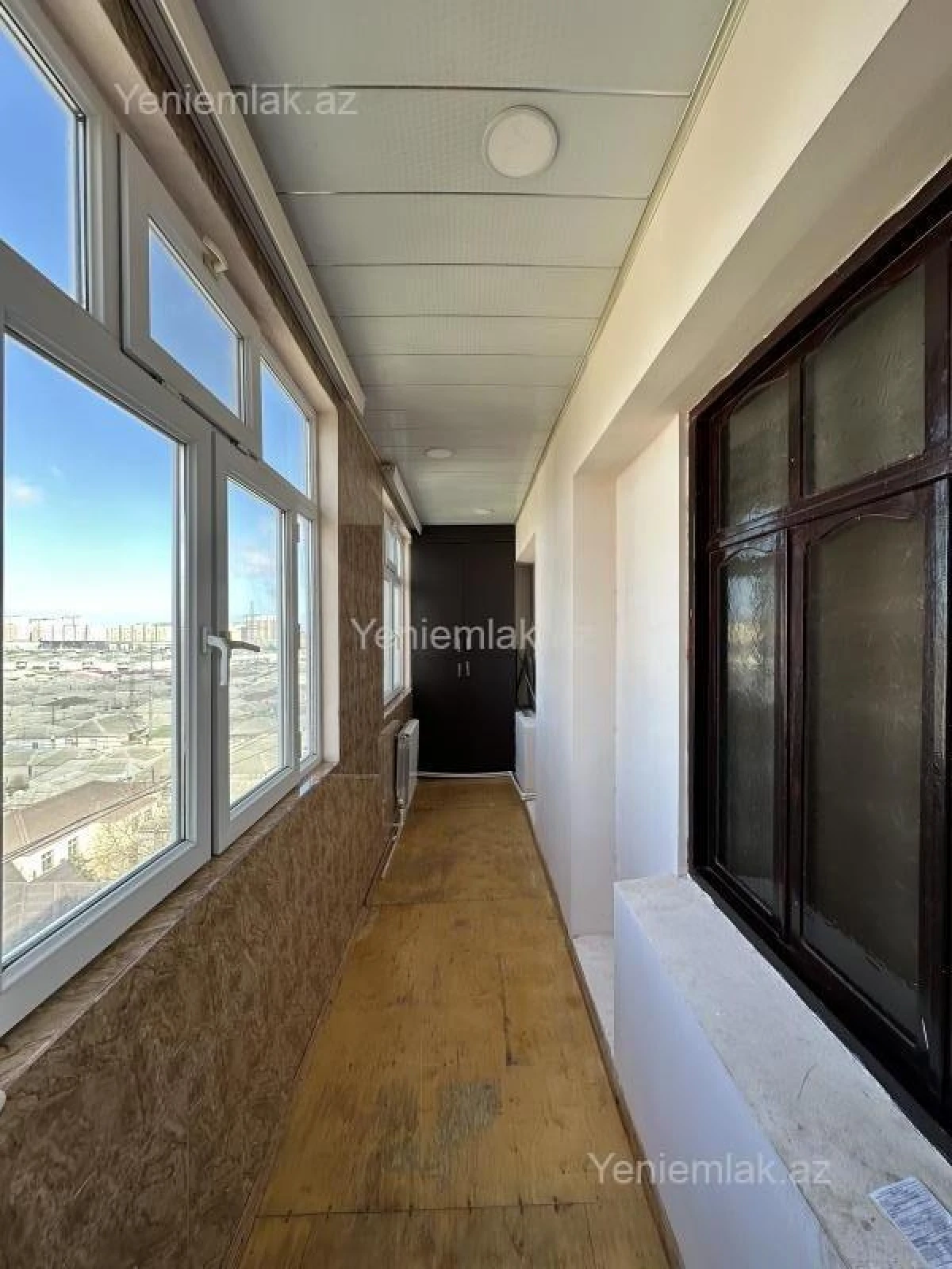 Satılır 2 otaqlı köhnə tikili 68 m²