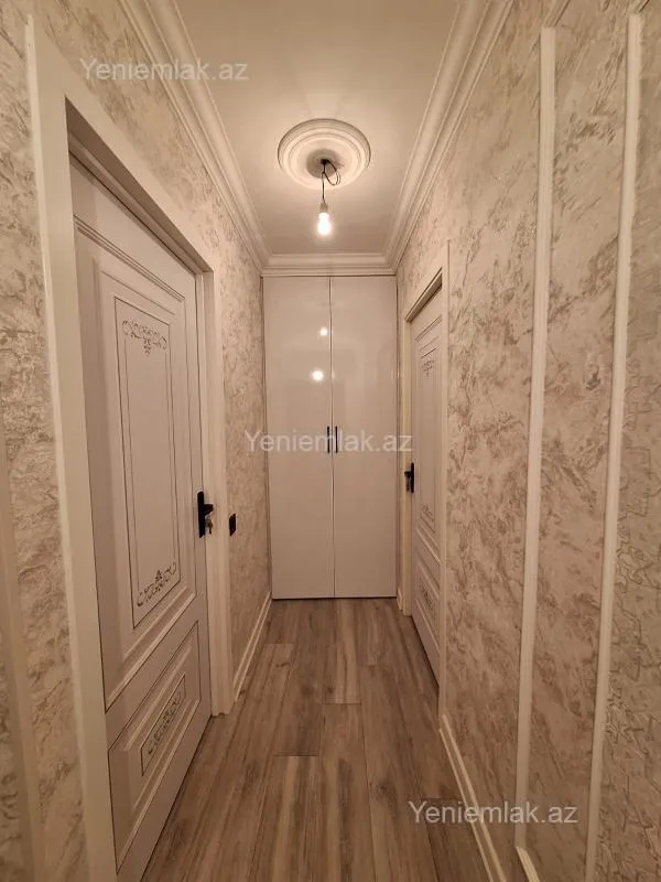 Satılır 2 otaqlı köhnə tikili 55 m²