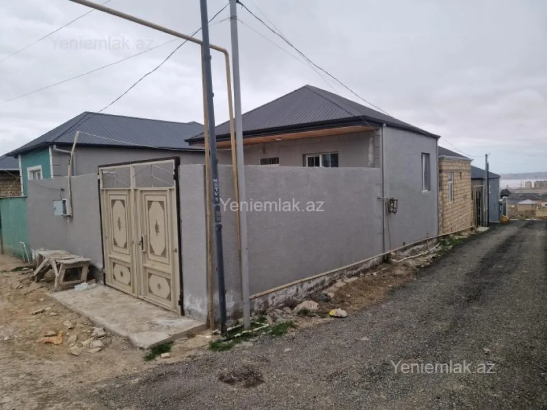 Satılır 1 otaqlı həyət evi 50 m²