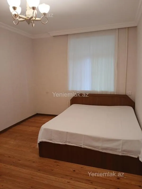Satılır 1 otaqlı köhnə tikili 31 m²