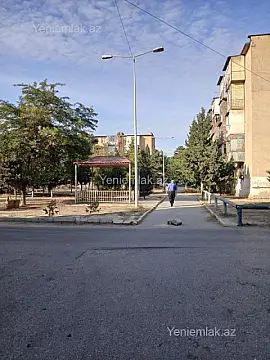 Satılır 1 otaqlı köhnə tikili 31 m²