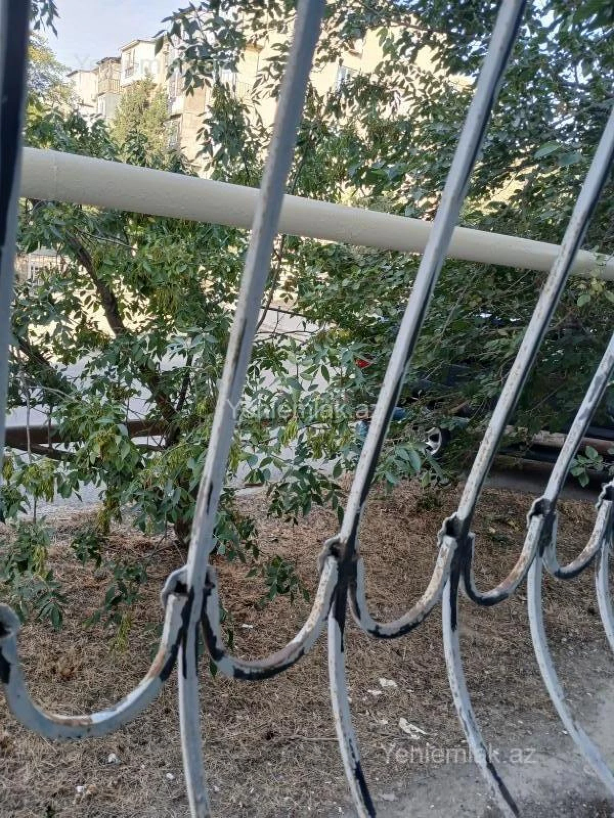 Satılır 1 otaqlı köhnə tikili 31 m²