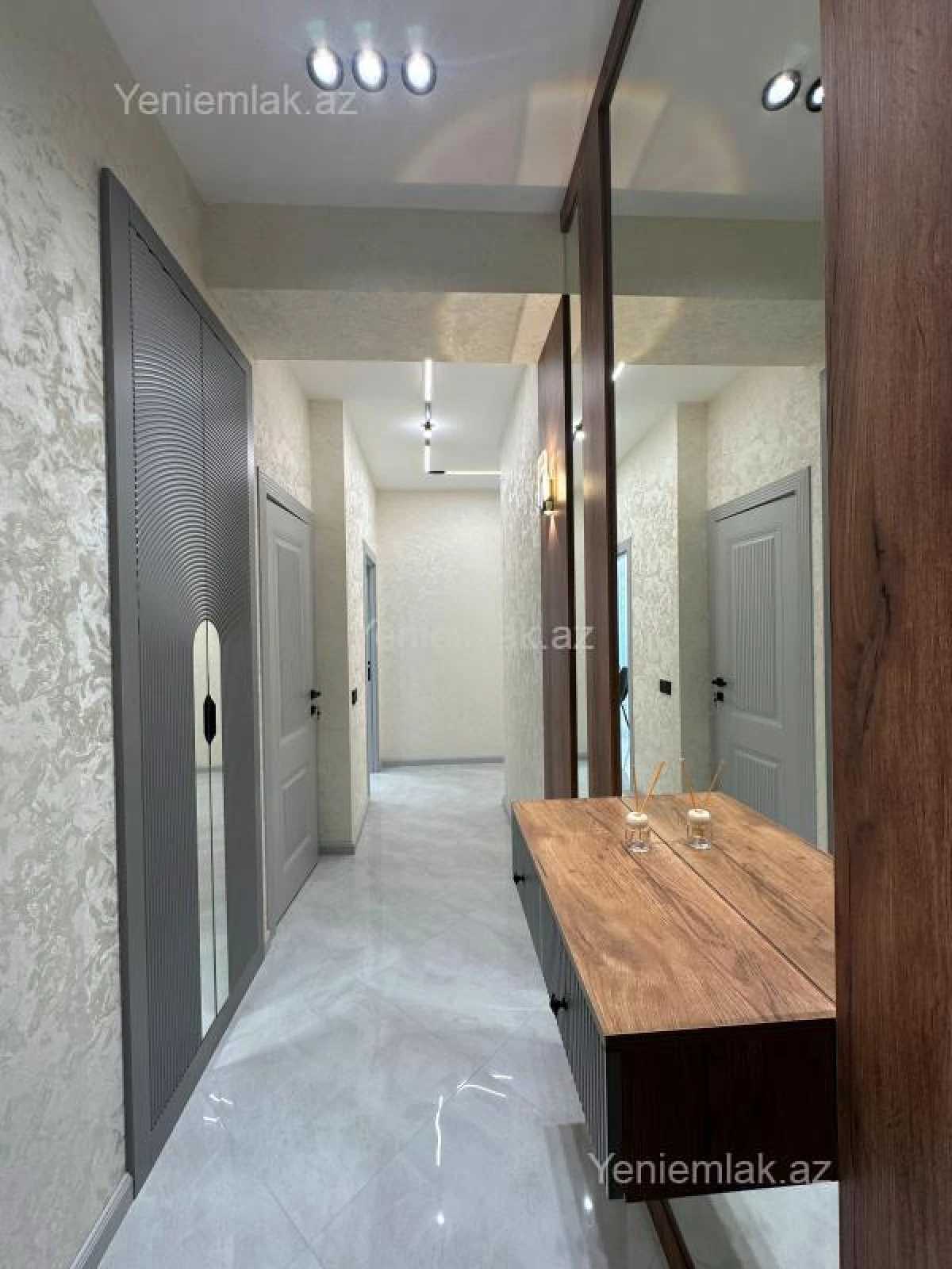 Satılır 2 otaqlı yeni tikili 84 m²