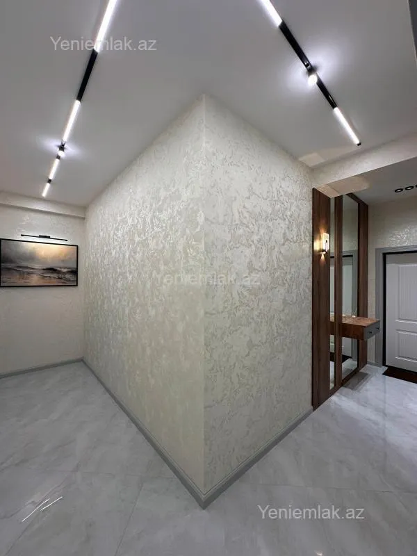 Satılır 2 otaqlı yeni tikili 84 m²