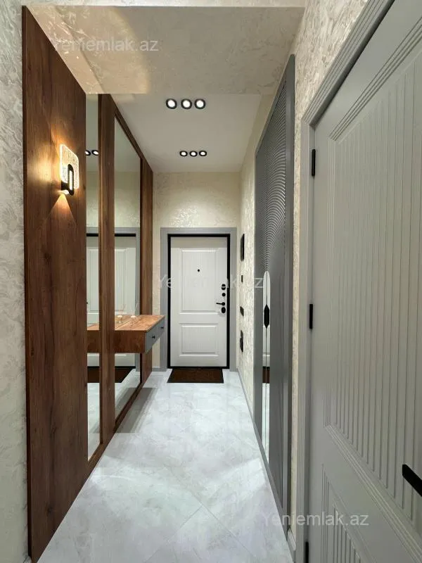 Satılır 2 otaqlı yeni tikili 84 m²