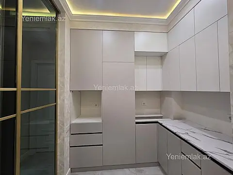 Satılır 2 otaqlı yeni tikili 72 m²