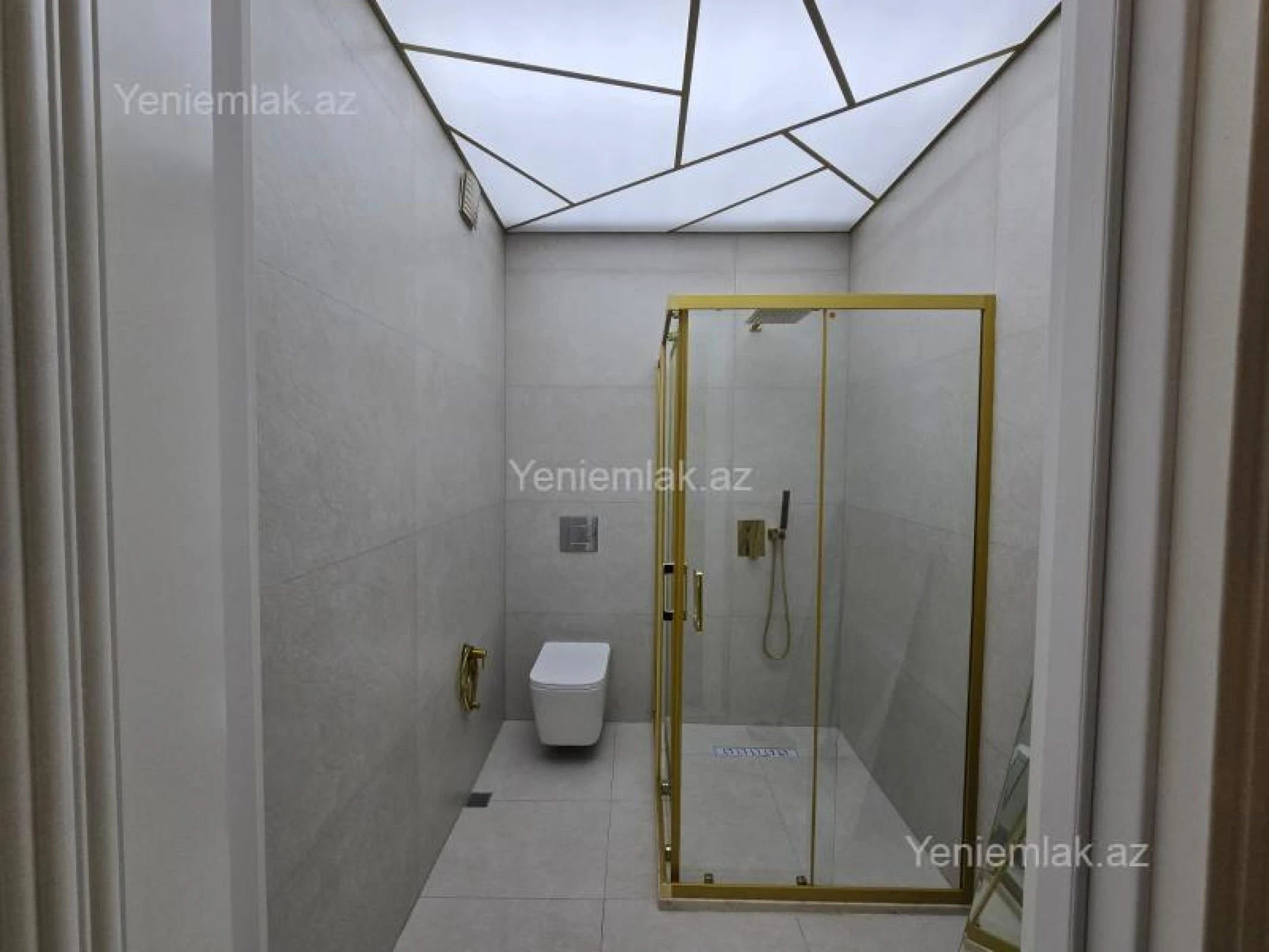 Satılır 2 otaqlı yeni tikili 72 m²