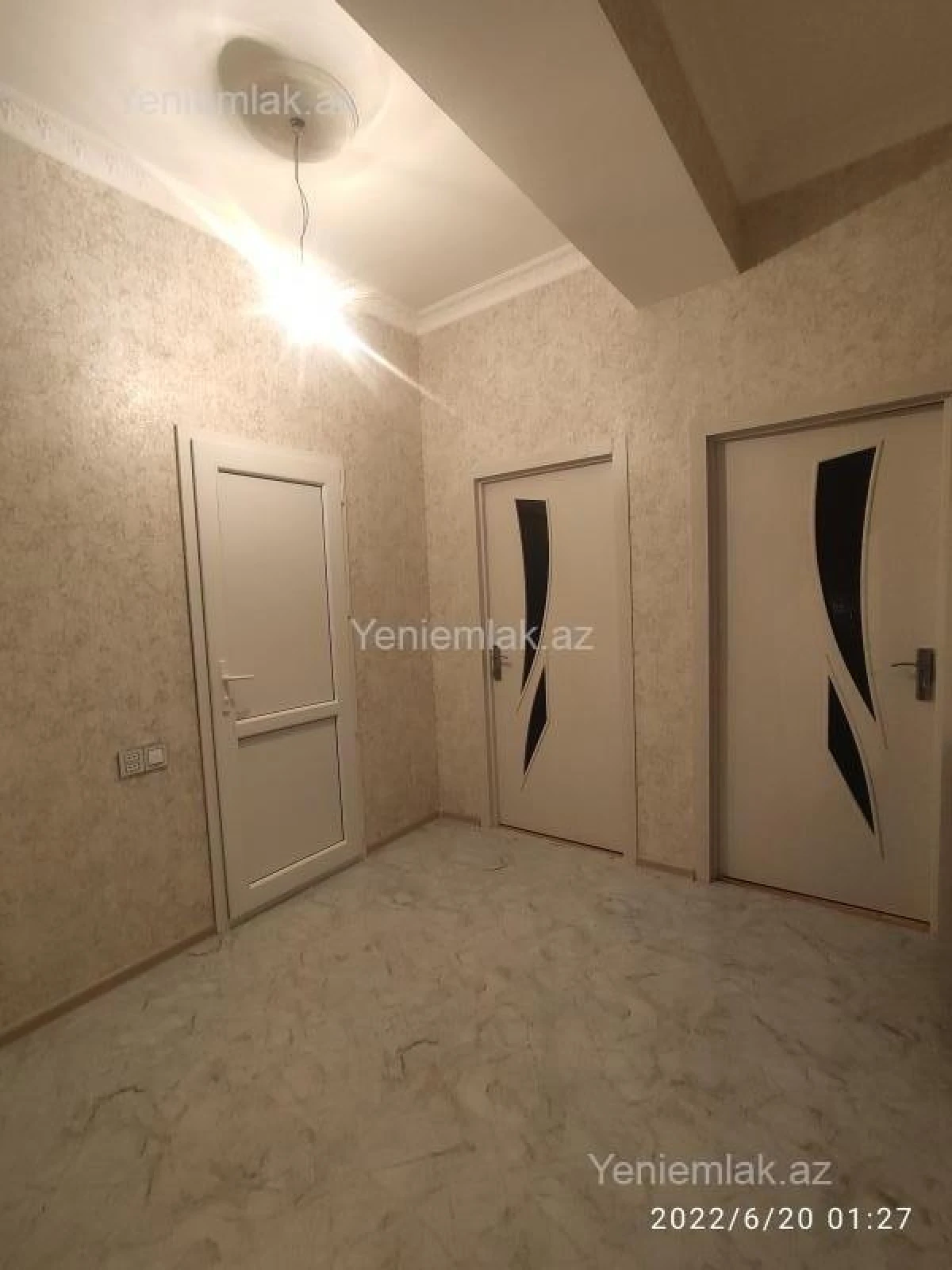 Satılır 4 otaqlı yeni tikili 97 m²