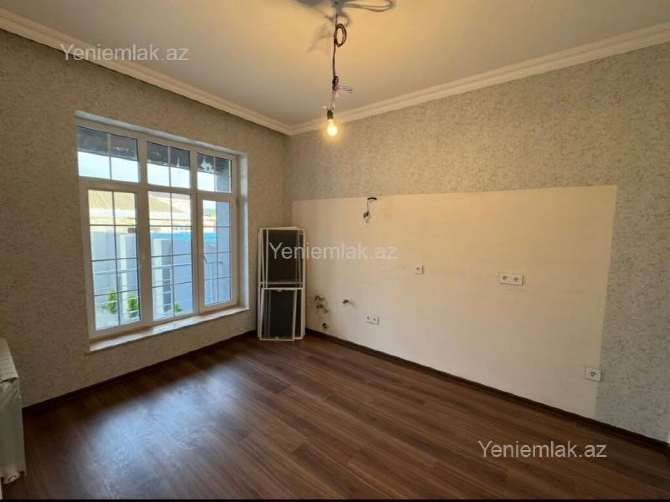 Satılır 3 otaqlı yeni tikili 50 m²