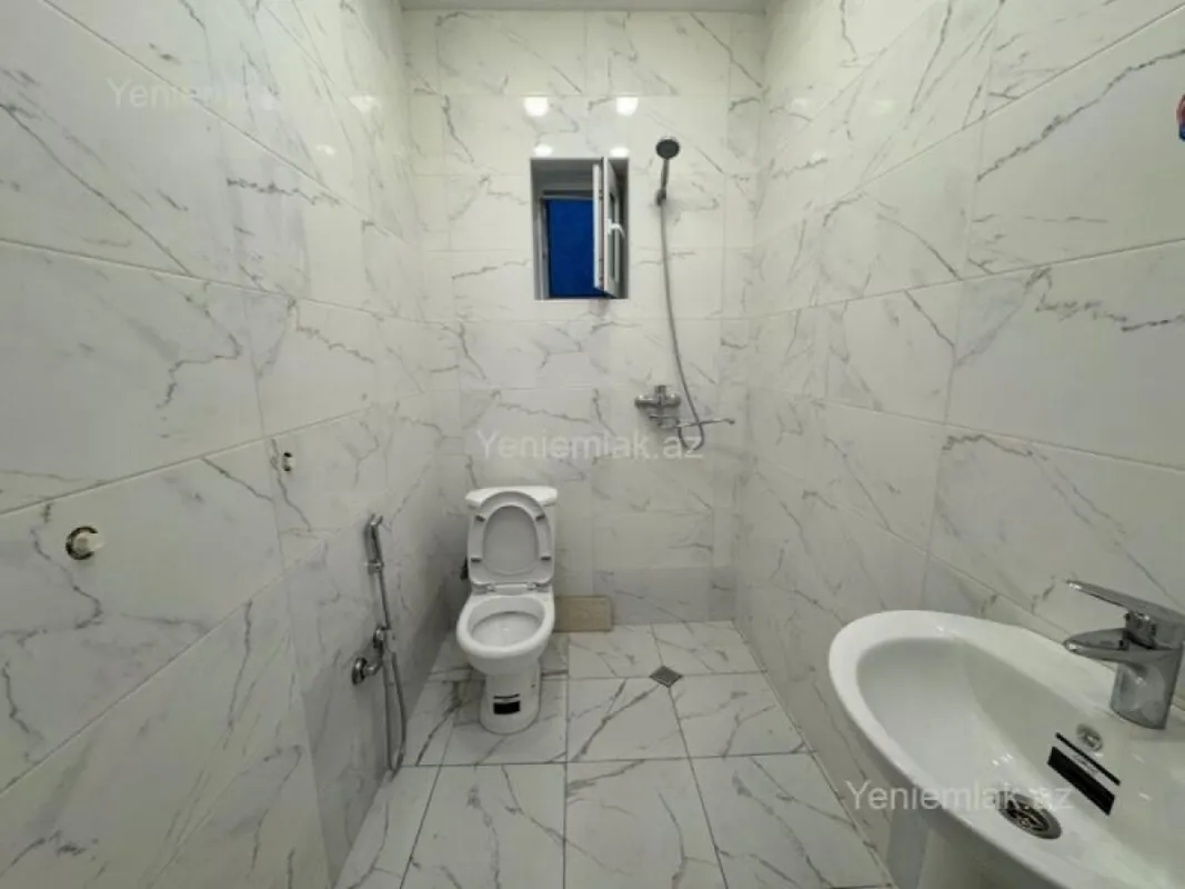 Satılır 3 otaqlı yeni tikili 50 m²