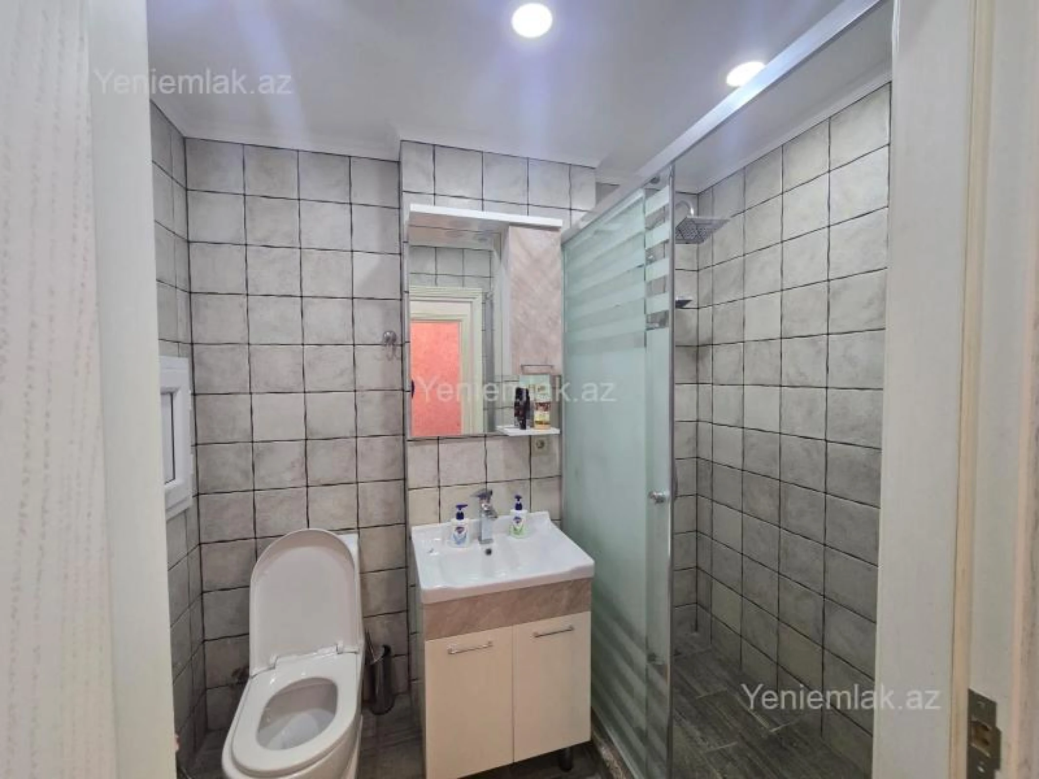 Satılır 2 otaqlı yeni tikili 56 m²