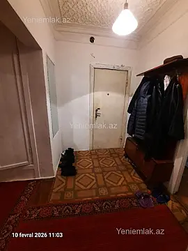 Satılır 4 otaqlı köhnə tikili 82 m²