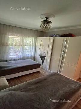 Satılır 2 otaqlı köhnə tikili 65 m²