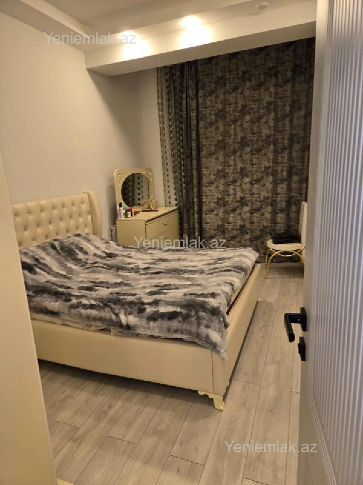 Satılır 2 otaqlı yeni tikili 55 m²