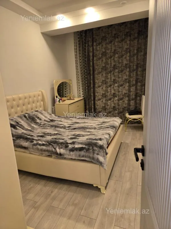 Satılır 2 otaqlı yeni tikili 55 m²