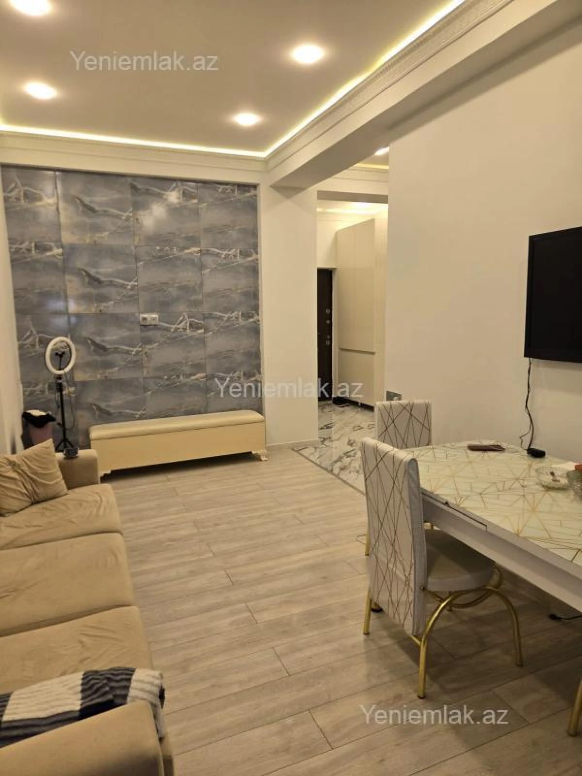 Satılır 2 otaqlı yeni tikili 55 m²