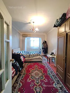 Satılır 2 otaqlı köhnə tikili 60 m²