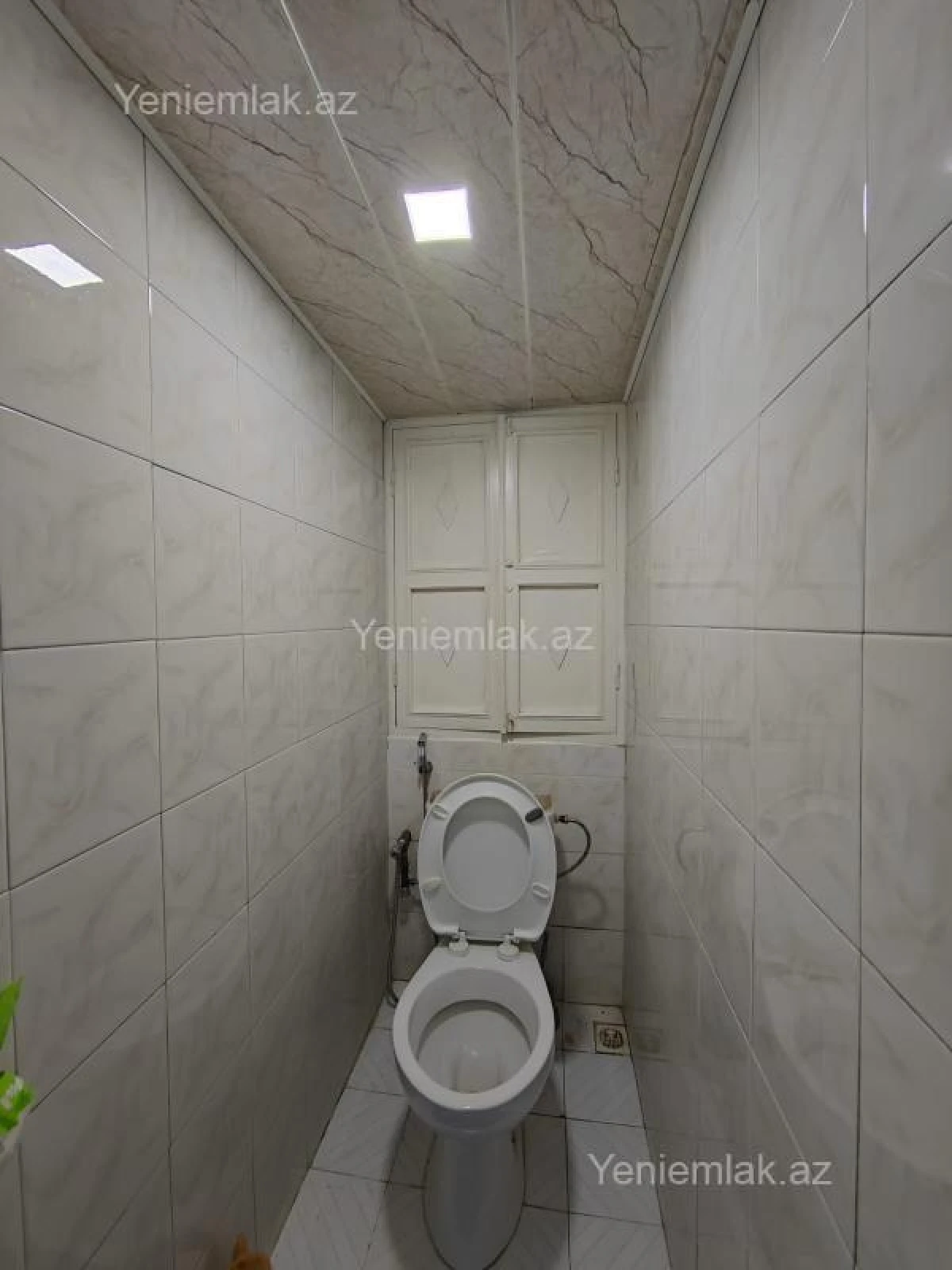 Satılır 2 otaqlı köhnə tikili 60 m²