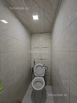 Satılır 2 otaqlı köhnə tikili 60 m²