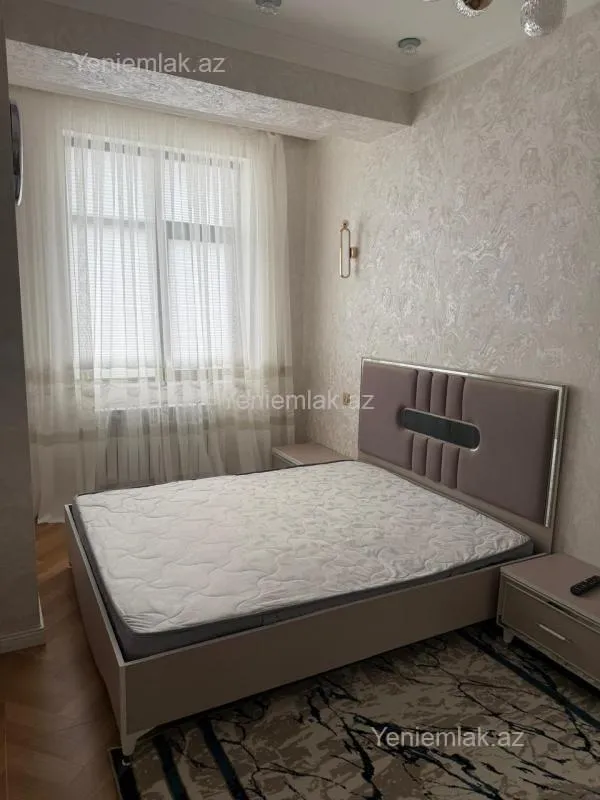 Satılır 3 otaqlı yeni tikili 85 m²