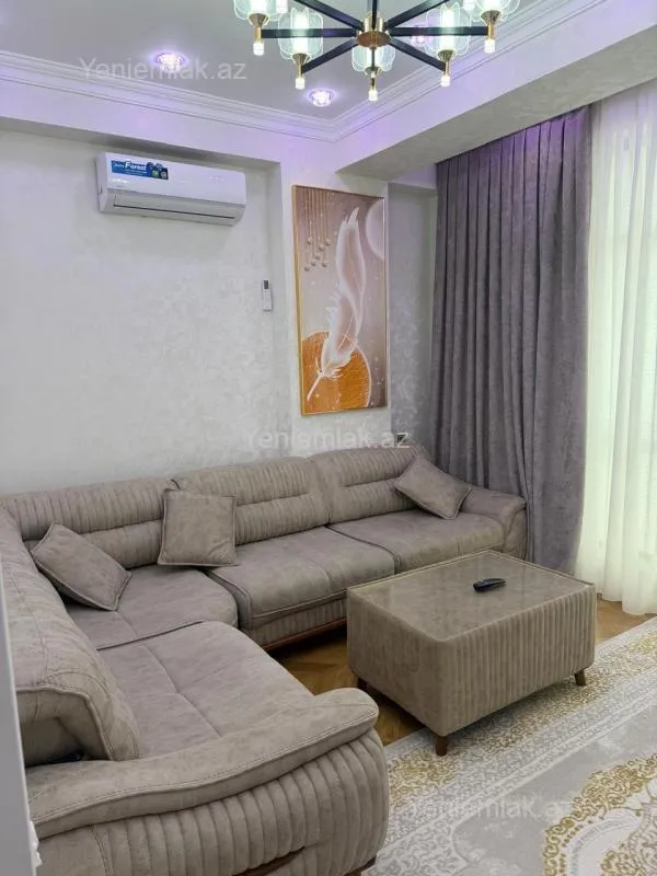 Satılır 3 otaqlı yeni tikili 85 m²