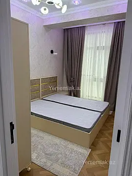 Satılır 3 otaqlı yeni tikili 85 m²