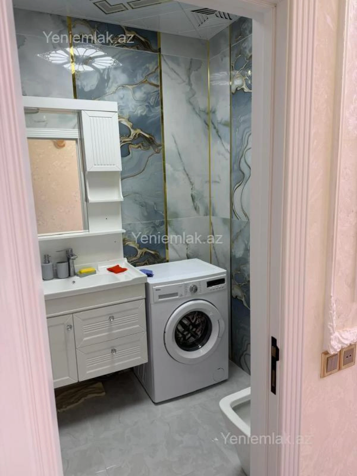 Satılır 3 otaqlı yeni tikili 85 m²