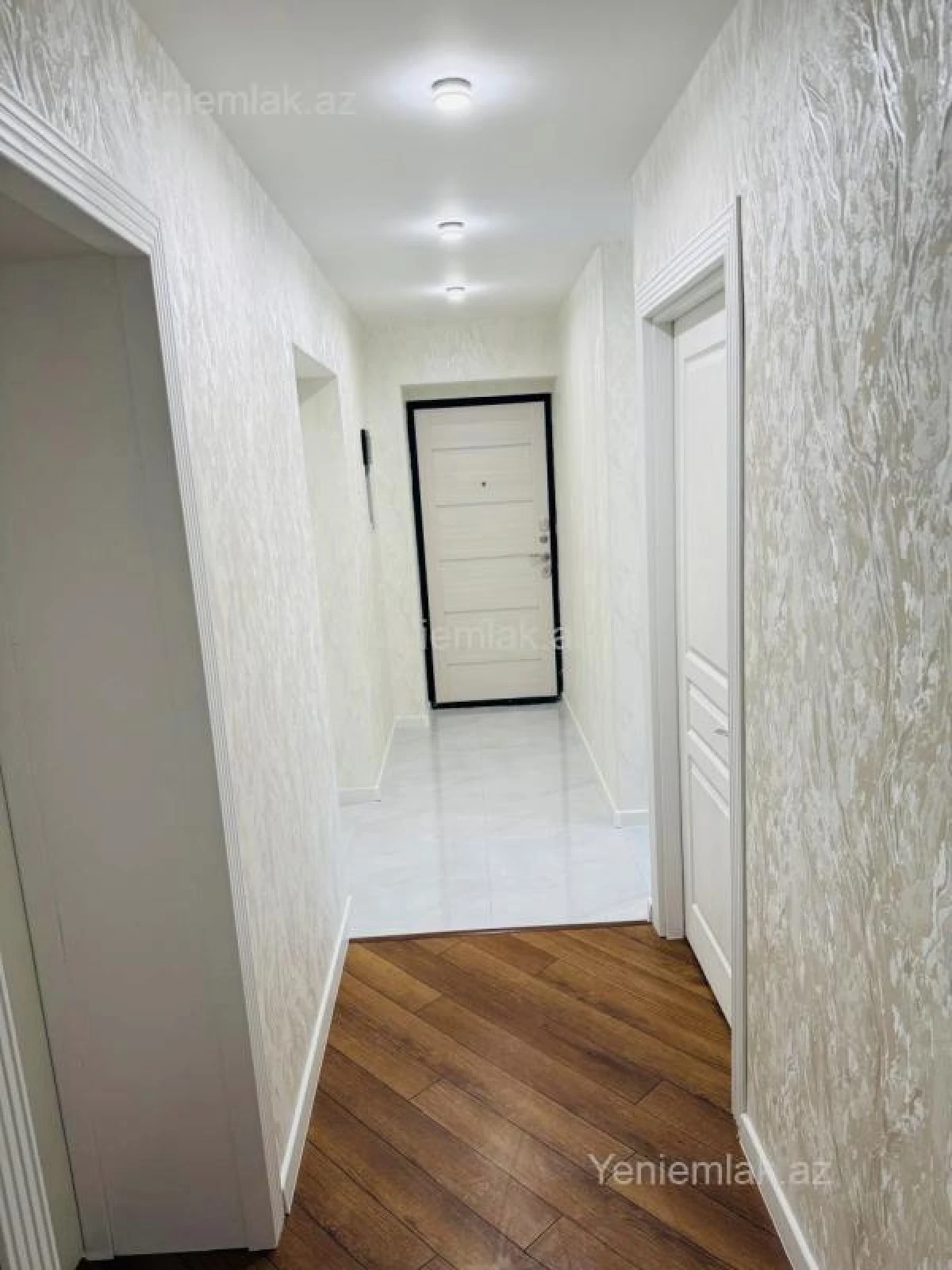 Satılır 2 otaqlı köhnə tikili 50 m²