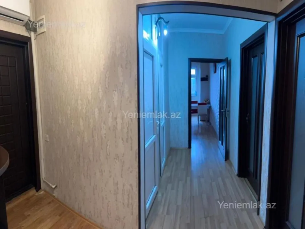 Satılır 3 otaqlı köhnə tikili 78 m²