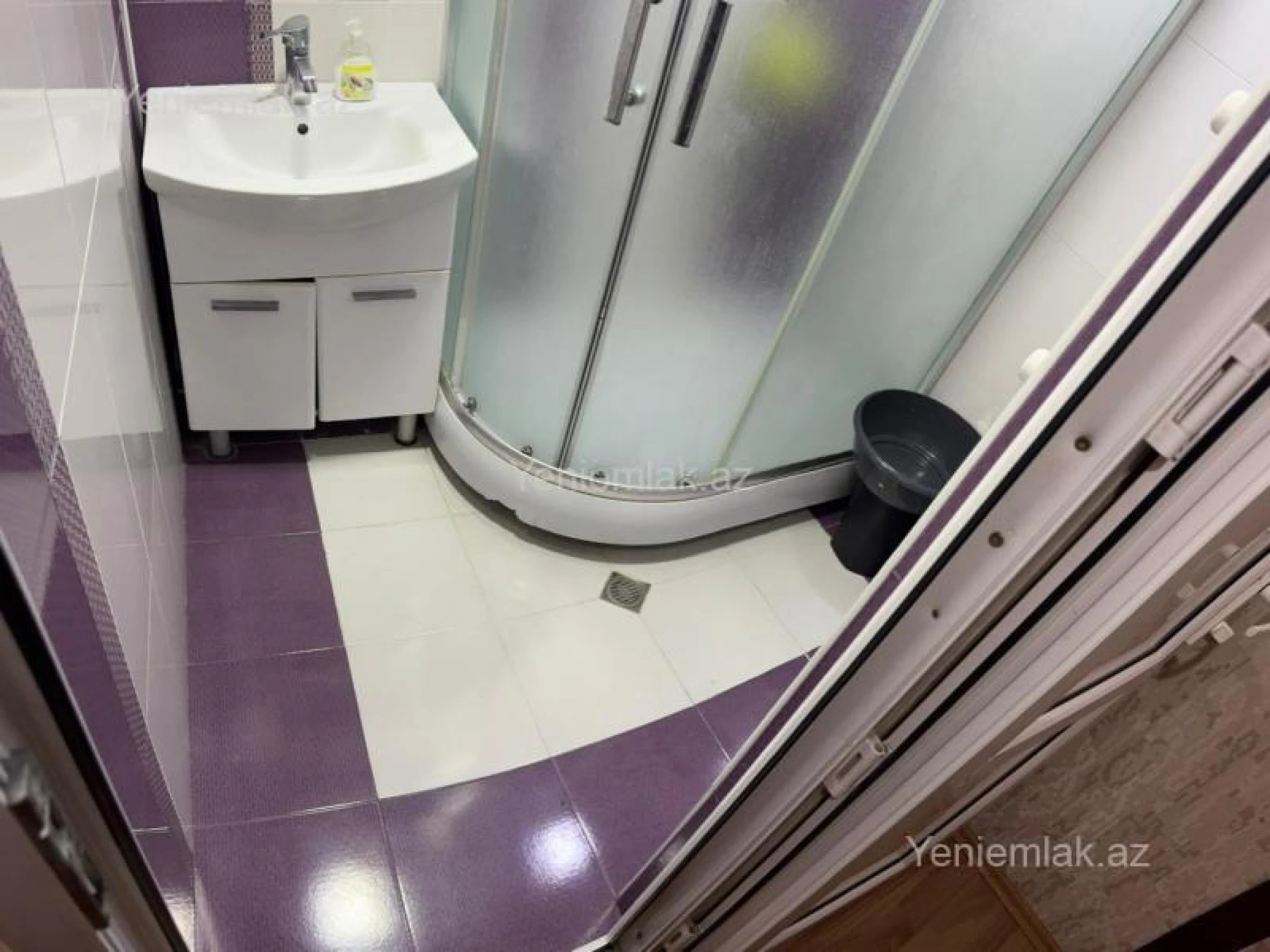 Satılır 3 otaqlı köhnə tikili 78 m²