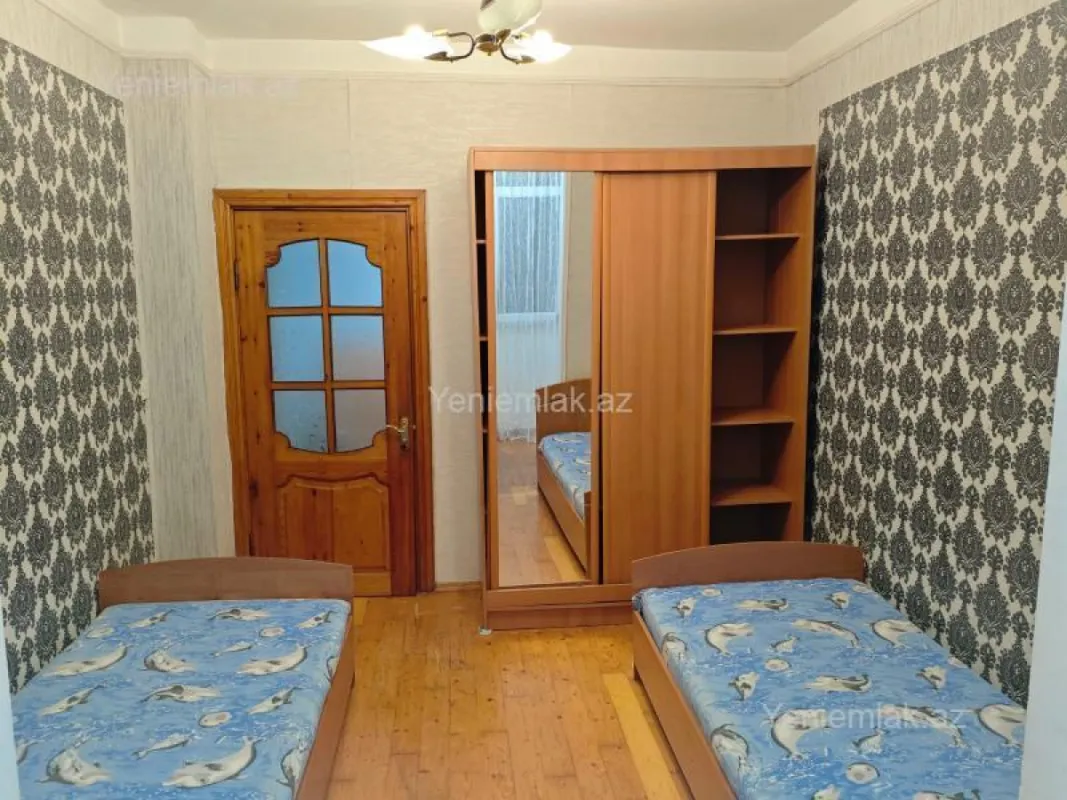 Satılır 2 otaqlı köhnə tikili 54 m²