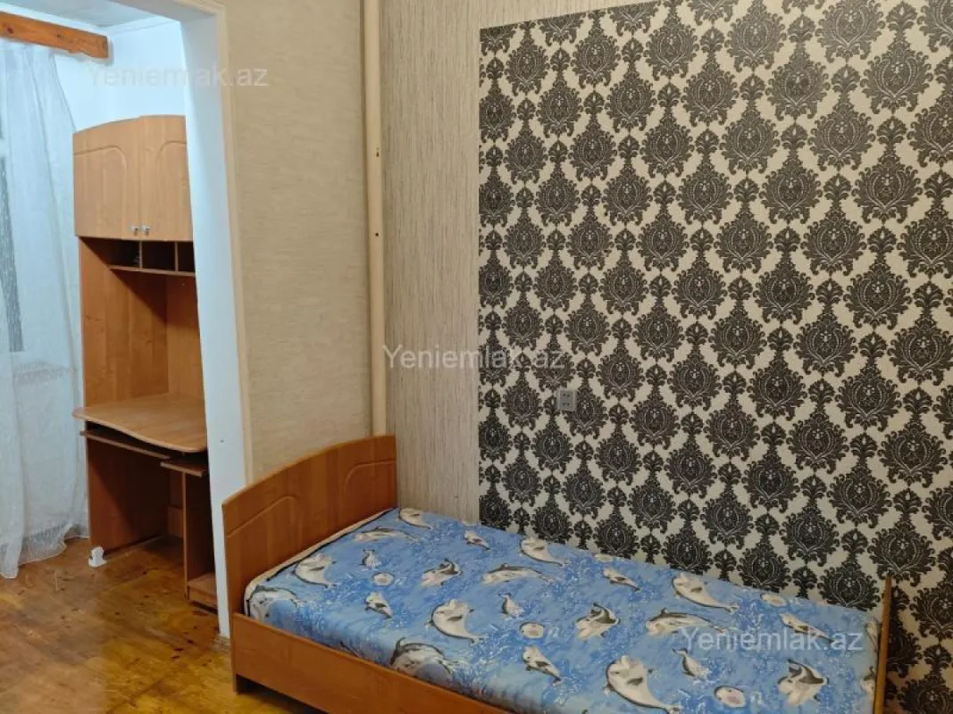 Satılır 2 otaqlı köhnə tikili 54 m²