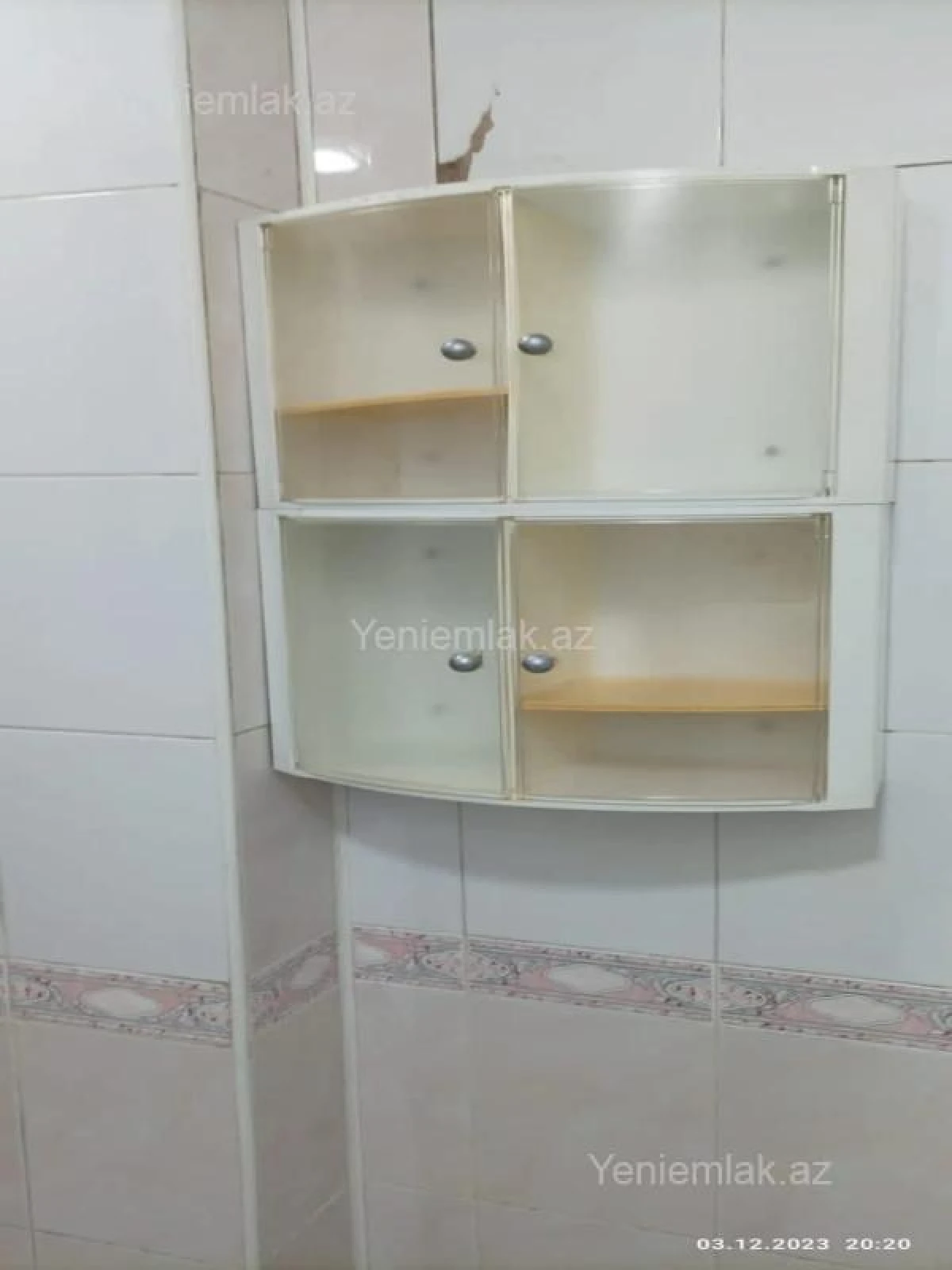 Satılır 2 otaqlı köhnə tikili 54 m²