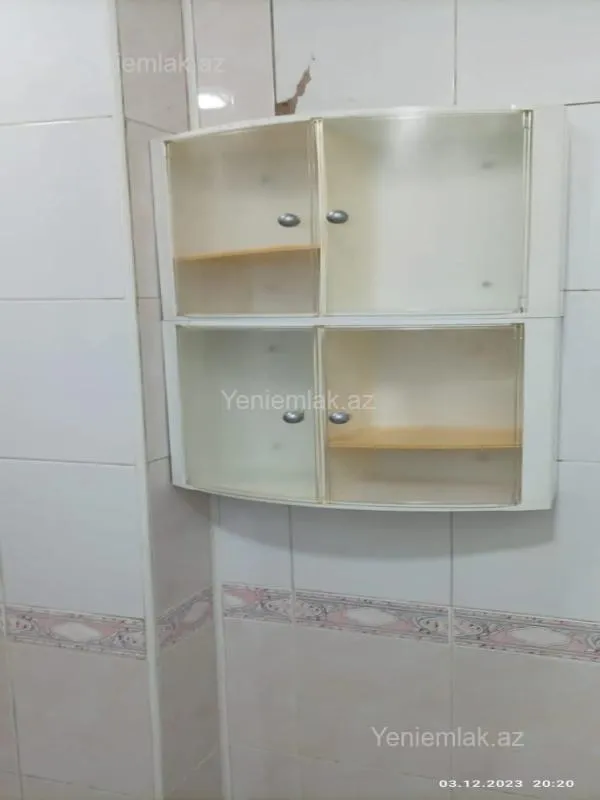 Satılır 2 otaqlı köhnə tikili 54 m²