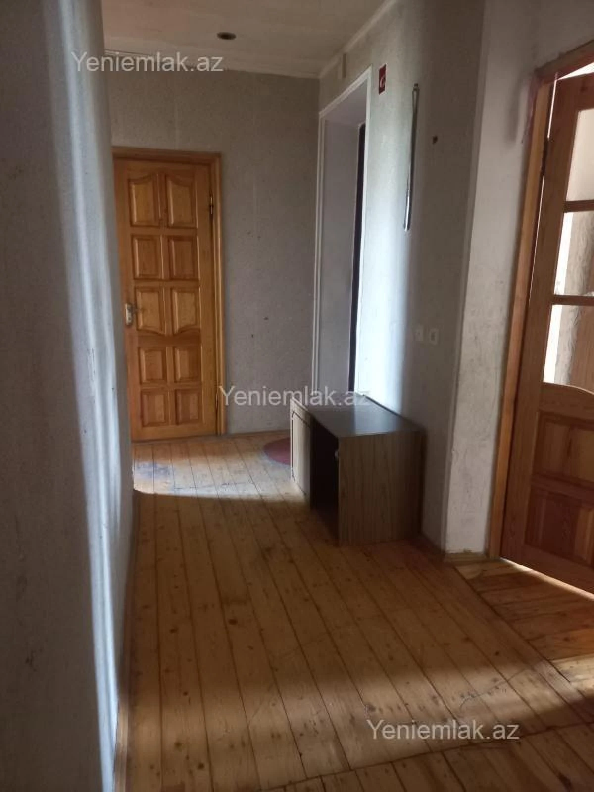 Satılır 2 otaqlı köhnə tikili 60 m²