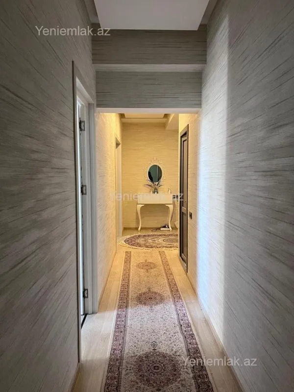 Satılır 2 otaqlı yeni tikili 87 m²