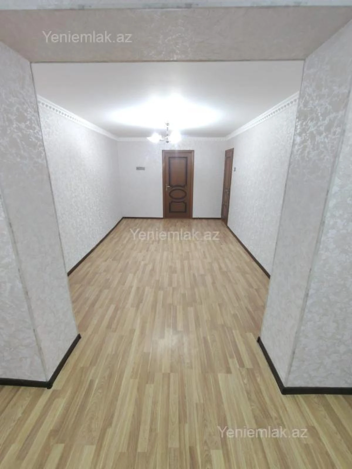 Satılır 3 otaqlı köhnə tikili 74 m²