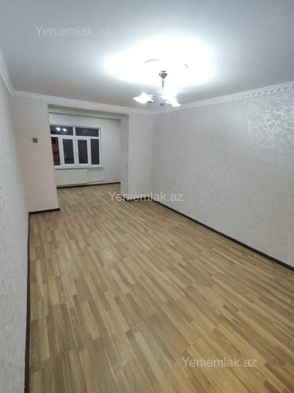 Satılır 3 otaqlı köhnə tikili 74 m²
