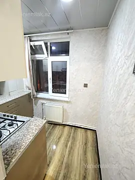 Satılır 3 otaqlı köhnə tikili 74 m²