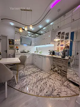 Satılır 3 otaqlı yeni tikili 95 m²