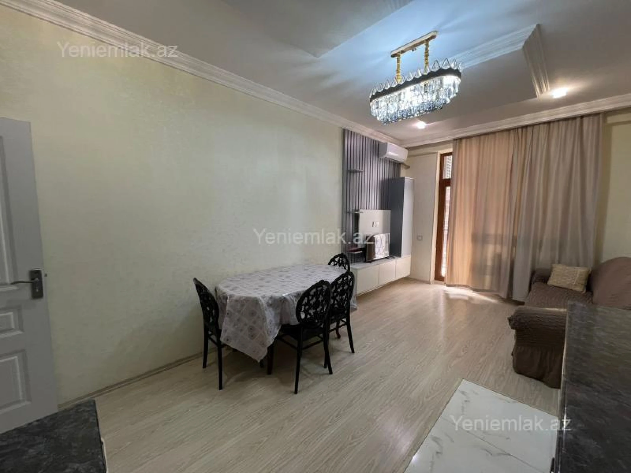 Satılır 2 otaqlı yeni tikili 77 m²