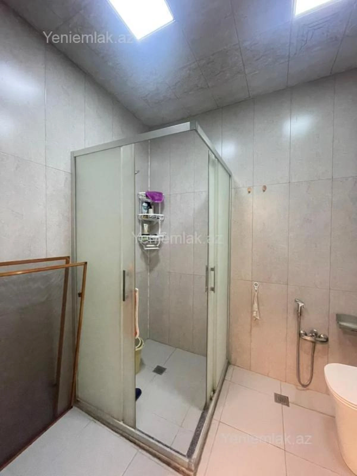 Satılır 2 otaqlı yeni tikili 58 m²