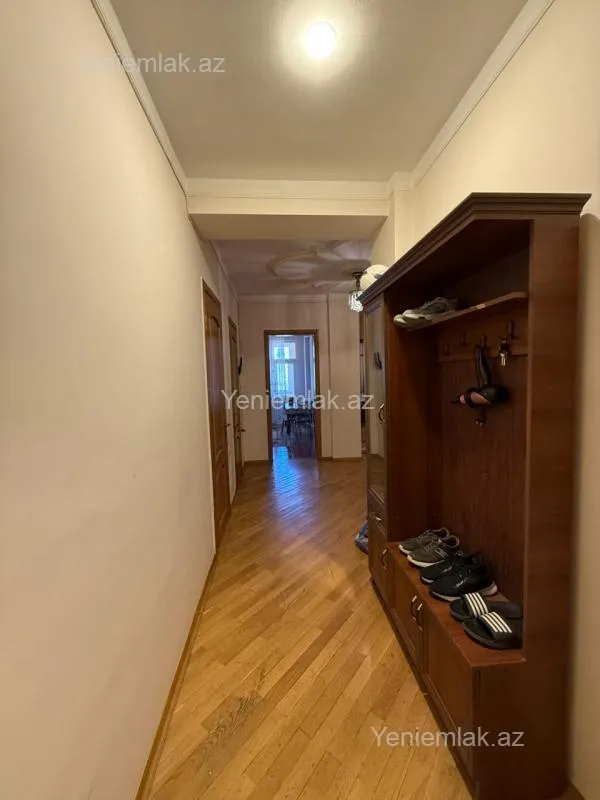 Satılır 3 otaqlı yeni tikili 97 m²