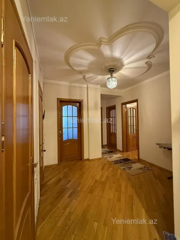 Satılır 3 otaqlı yeni tikili 97 m²